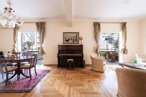 All time Classic: Pianist's 5th FL Apt @ Acropolis